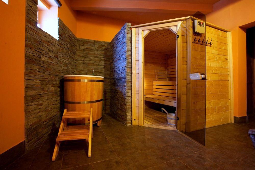 Plesivec Hotel